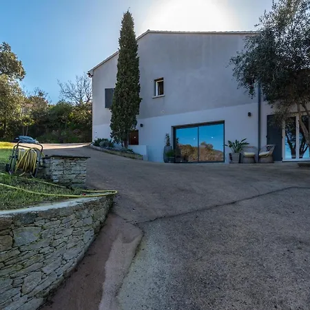 Bellu Querciu Hébergement de vacances Patrimonio