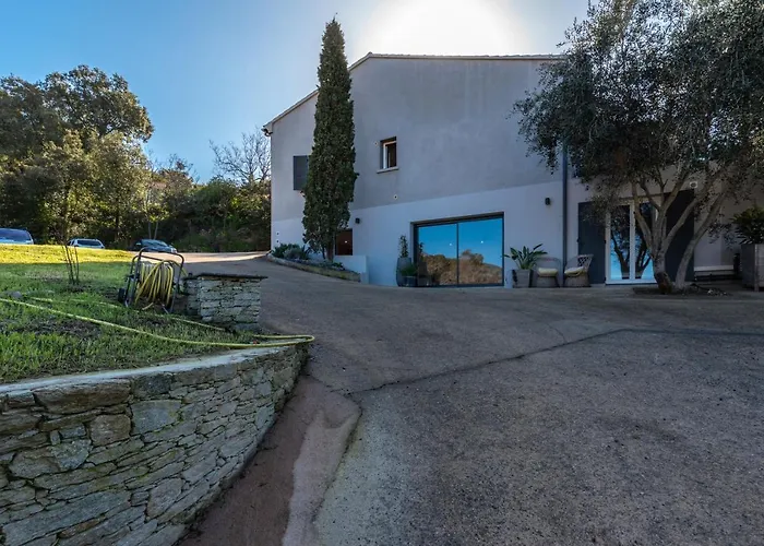 Bellu Querciu Дом отдыха Патримонио